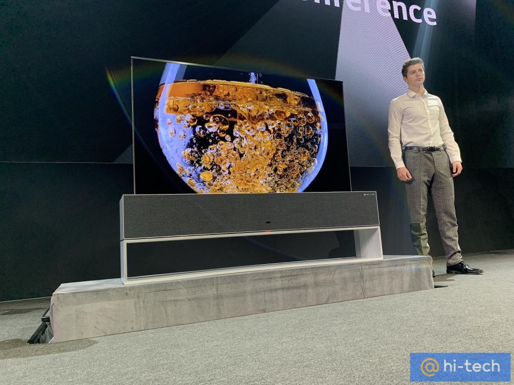 На выставке CES 2019 LG представила новый складной телевизор-рулон ...